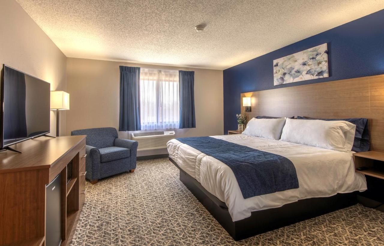 Hilltop Inn & Suites Grove Buitenkant foto